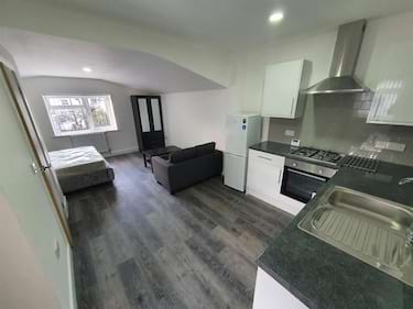 1 bed studio, Richards Street, Cardiff, Cardiff, CF24 4DA